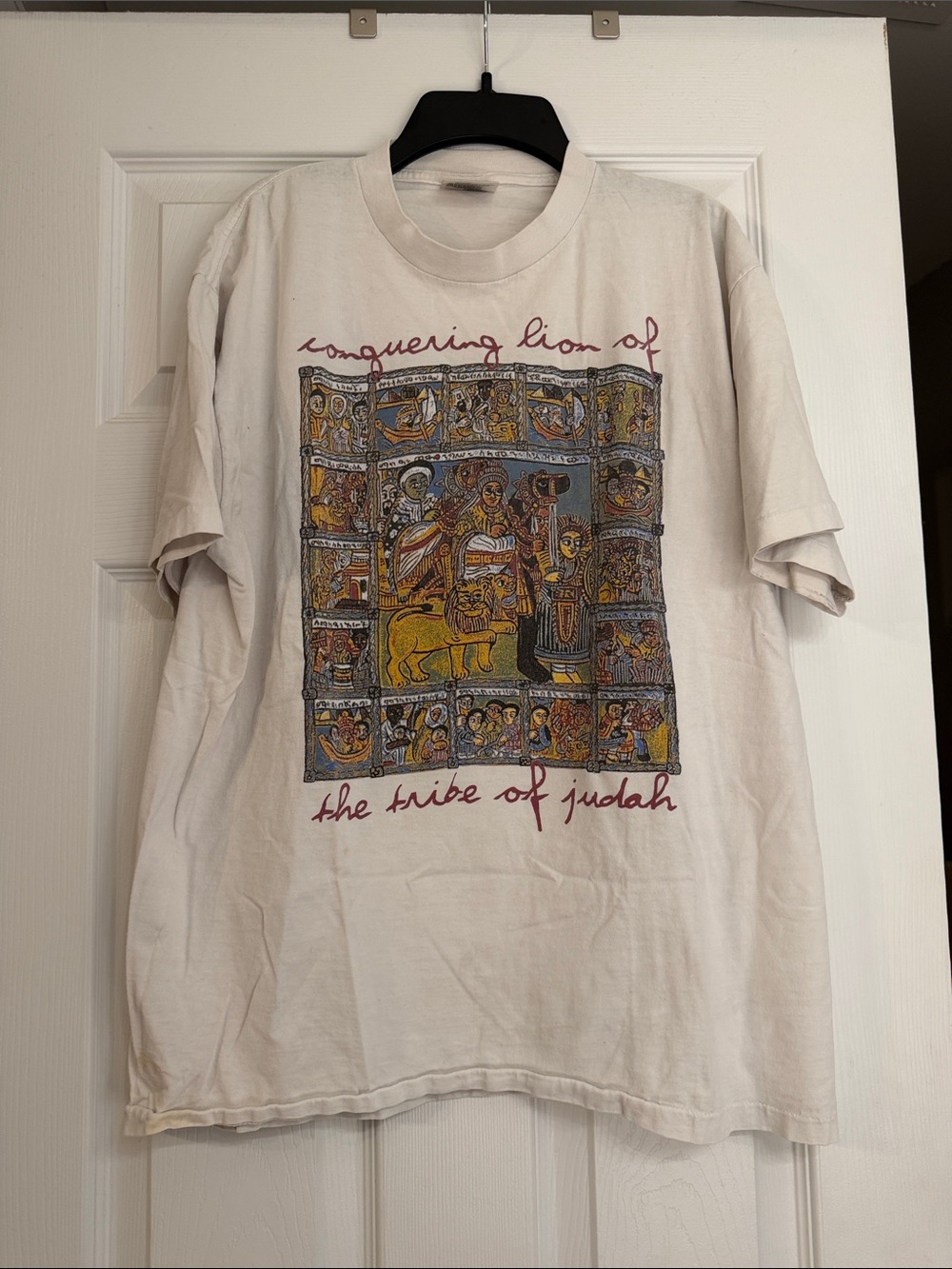 Conquering Lion of the Tribe of Judah Graphic Short Sleeve Tee - Cream